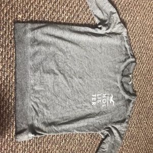 Light crew neck